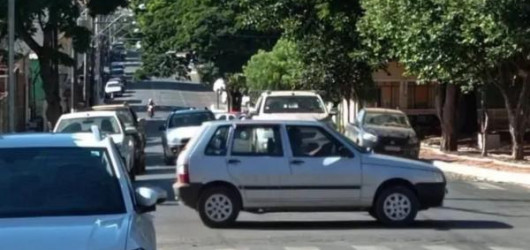 Setor automotivo brasileiro tem forte crescimento e março registra aumento recorde