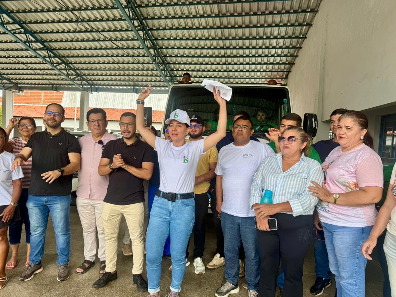 Prefeitura de Esperantina Realiza Entrega de Cestas de Alimentos na Localidade Jacaré da Vermelha