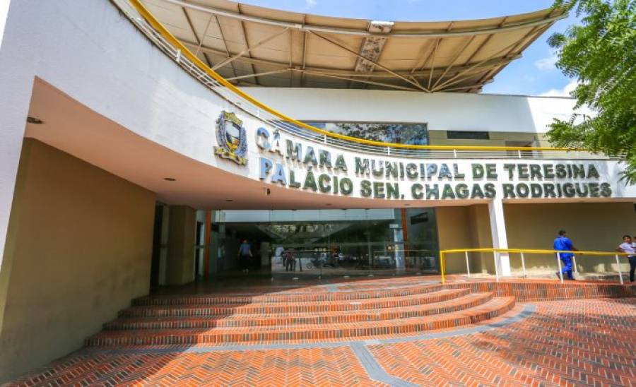 PLDO é protocolada na Câmara Municipal com previsão de queda no déficit fiscal