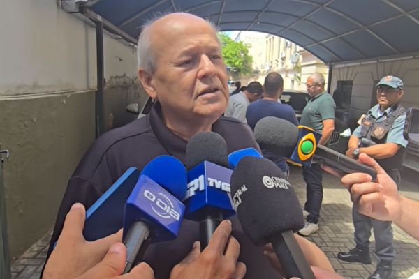 FMS acumula dívida de R$ 110 milhões, diz presidente Charles da Silveira
