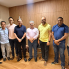 Júlio Arcoverde recebe comitiva de Floriano e reforça parceria política e administrativa