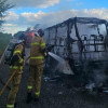 Incêndio destrói micro-ônibus na PI-116 próximo a Luís Correia