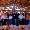 Dr. Vinicius inaugura 27 mil metros de calçamento e entrega 13 casas na zona rural de Pimenteiras
