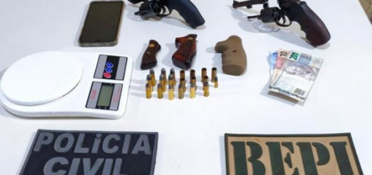 Ex-militar é preso com arsenal e suspeito de fornecer armas a facção em Picos