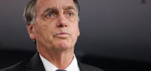 Bolsonaro começa a pagar pena de 27 anos e pode ficar preso até os 97