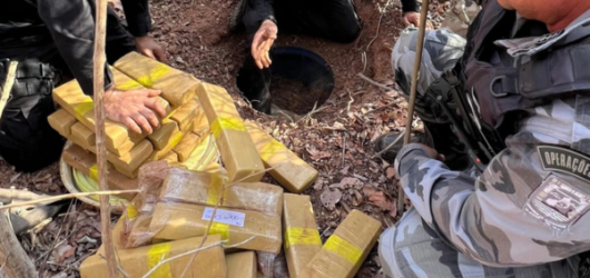Operação no Piauí apreende 300 kg de cocaína e prende suspeito em imóvel rural