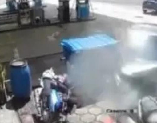 Policial militar perde controle de carro e causa acidente com vários veículos em Teresina