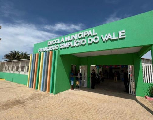 Nova Escola Francisco Simplício do Vale é inaugurada em Esperantina