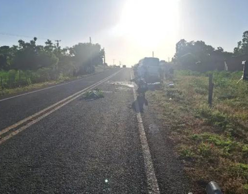 Acidente entre micro-ônibus e van deixa passageiros feridos na zona rural de Luís Correia