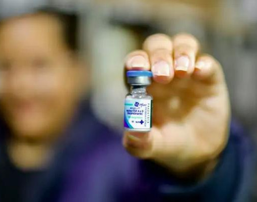 Vacina inédita contra VSR começa a ser distribuída pelo SUS em todo o país