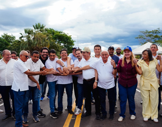Parceria articulada por Severo Eulálio garante novas obras de pavimentação em Parnaíba