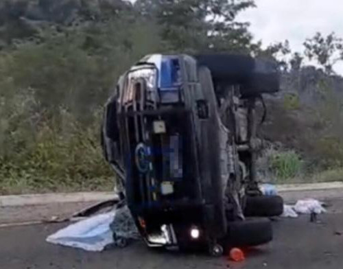 Viatura da Polícia Penal capota na BR-343 com detentas em Piracuruca