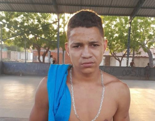 Jovem é morto a tiros no bairro Recanto dos Pássaros
