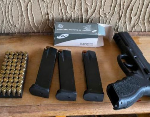 Polícia prende quatro suspeitos por golpes com falso Pix e arrombamentos em Teresina