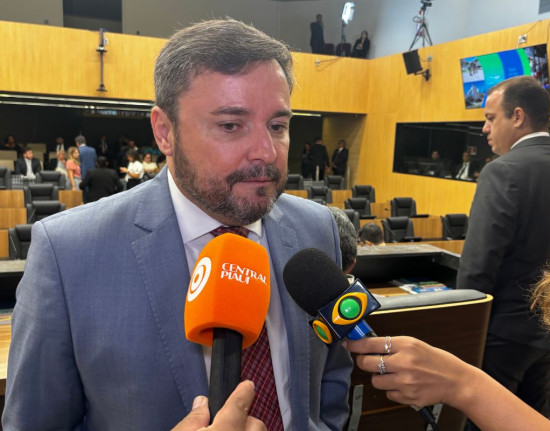 Apoio de prefeitos do PT a Ciro irrita Fábio Novo