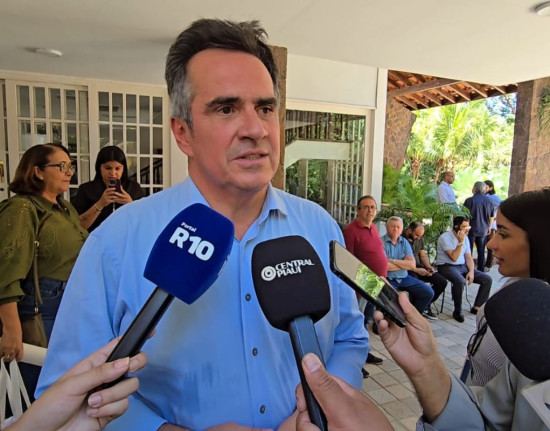 Ciro resgata legado de obras em Teresina em publicação nas redes e ganha repercussão