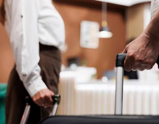 Novas regras de hotéis passam a valer e definem diária de 24 horas no Brasil