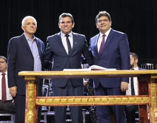 Irmão de Themístocles Filho, Marllos Sampaio declara apoio a Rafael Fonteles