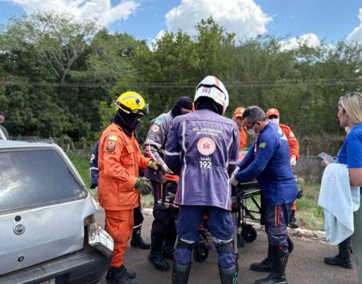 Idosa de 71 anos é resgatada das ferragens após acidente no Rodoanel de Teresina