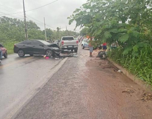 Acidente deixa trânsito lento na zona Sudeste de Teresina nesta segunda (19)