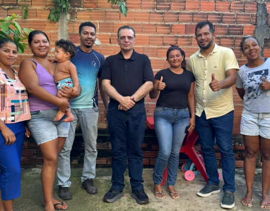 Deputado Gessivaldo visita Santa Maria e ouve demandas de moradores