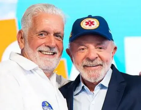 PF apreende US$ 49 mil em endereço de Jaques Wagner durante operação