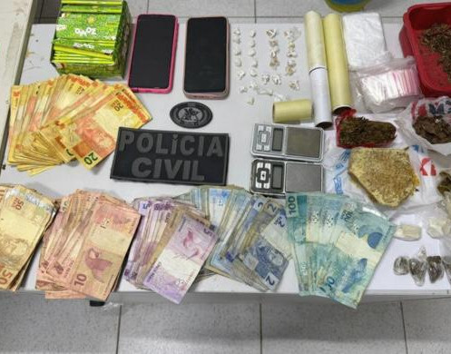 Mulher é presa por tráfico em comércio perto de escola em Parnaíba