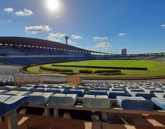 Sead realiza audiência pública para concessão do Estádio Albertão