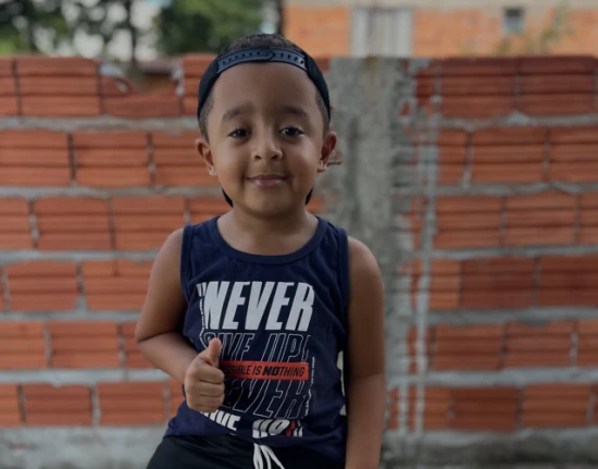 Morre o 'menino dos ossos de vidro', aos 6 anos no Piauí