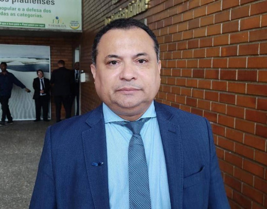 Deputado Evaldo Gomes toma posse em vaga na executiva nacional do Solidariedade