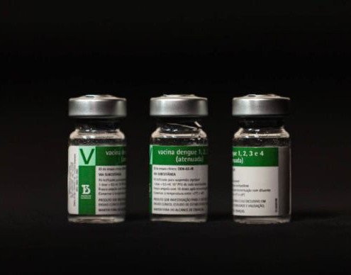SUS inicia aplicação de vacina inédita contra a dengue em três cidades