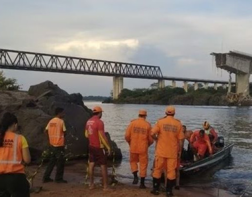 12 pessoas estão desaparecidas após o desabamento da ponte entre Maranhão e Tocantins