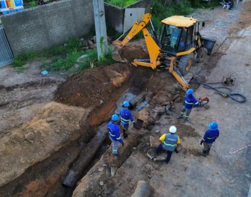 Reparo de adutora em Teresina deve ser finalizado até terça-feira (10)