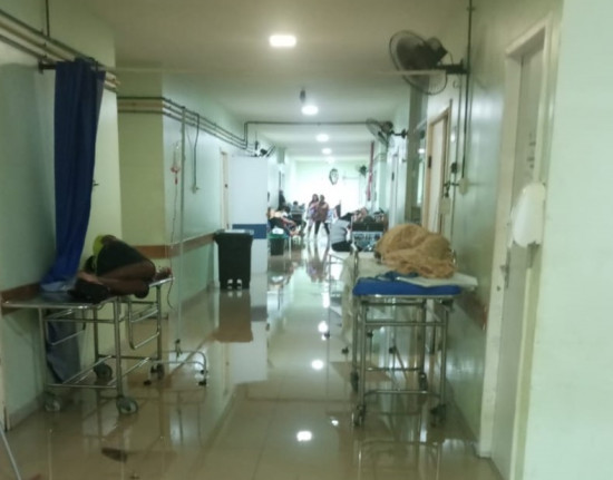 Chuvas causam alagamento no Hospital Justino Luz em Picos