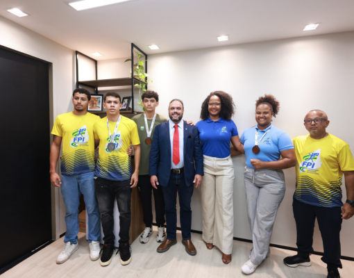 Ziza Carvalho destaca incentivo ao esporte durante encontro com atletas piauienses