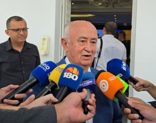 Júlio César descarta deixar disputa ao Senado e critica especulações