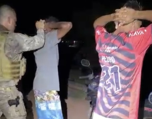 Polícia prende três suspeitos por tráfico em Altos