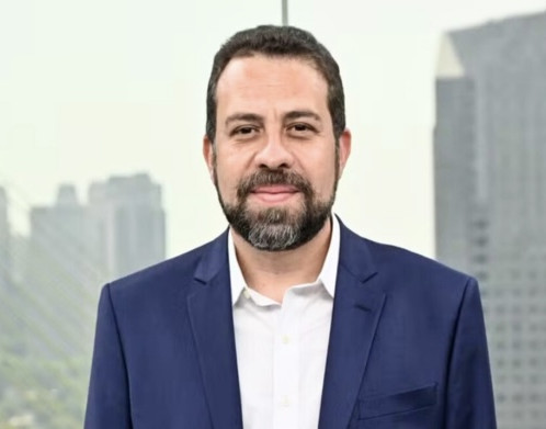 Ministro Guilherme Boulos defende aliança entre PSOL e PT