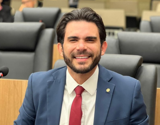 Deputado Dr. Marcus Kalume anuncia investimento para construção de campo society em Nazária do Piauí