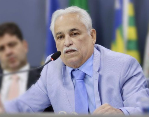 Fora do governo, Robert Rios avalia candidatura ao Senado pela oposição