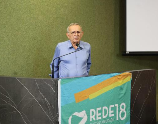 Manuel Domingos Neto lança debate sobre pré-candidatura ao Senado em plenária em Teresina