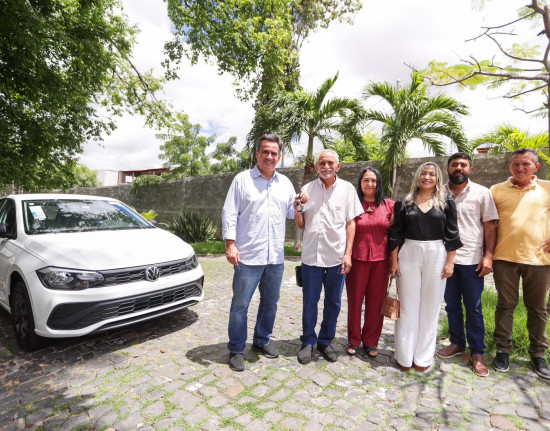 Olho D’Água do Piauí recebe R$ 396 mil em emenda de Ciro Nogueira e dois novos veículos