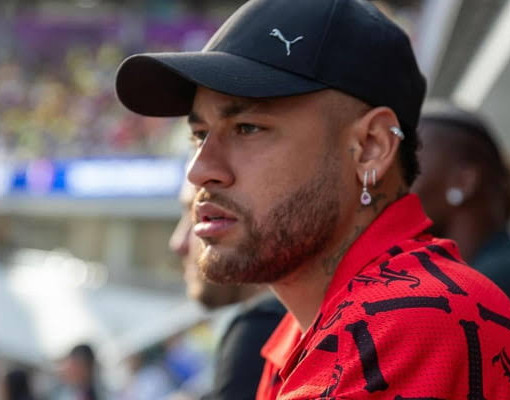 Neymar aceita proposta e deve voltar ao Santos