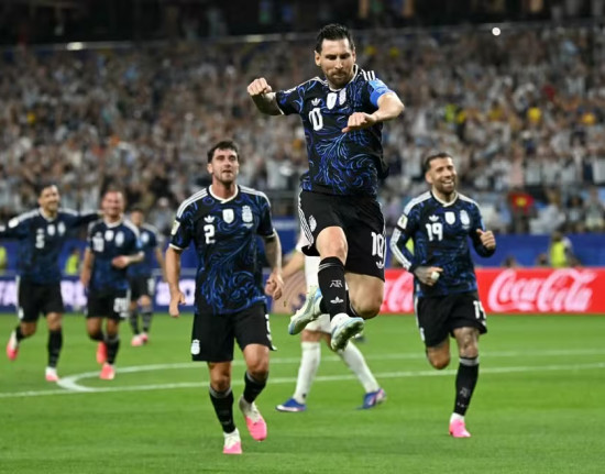 Argentina elimina Inglaterra e disputará final da copa do mundo com Espanha