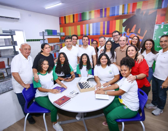 Governador Rafael Fonteles inaugura escola padrão ouro e anuncia novas obras em Passagem Franca