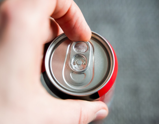 Consumo de bebidas adoçadas pode elevar risco de fibrilação atrial, aponta pesquisa