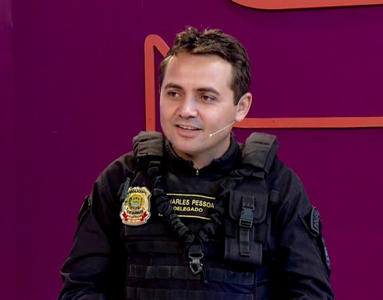 MP orienta regras e pede controle para uso de redes sociais do delegado Charles Pessoa