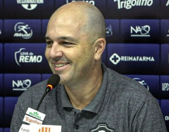 Saiba quem é o novo técnico do River