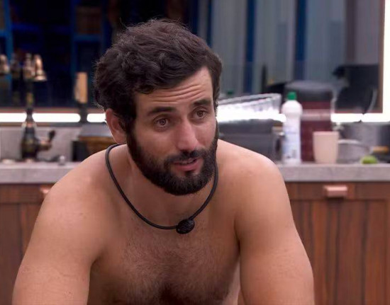 Matteus afirma que não ficou com Isabelle no BBB 24