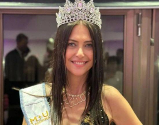 Modelo argentina de 60 anos vence concurso Miss Buenos Aires 2024
